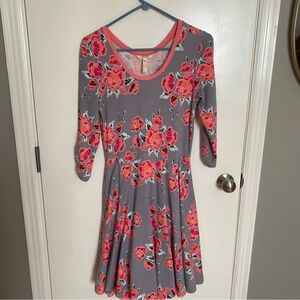 Beautiful Matilda Jane Gray, and peach, longsleeve, dress size small